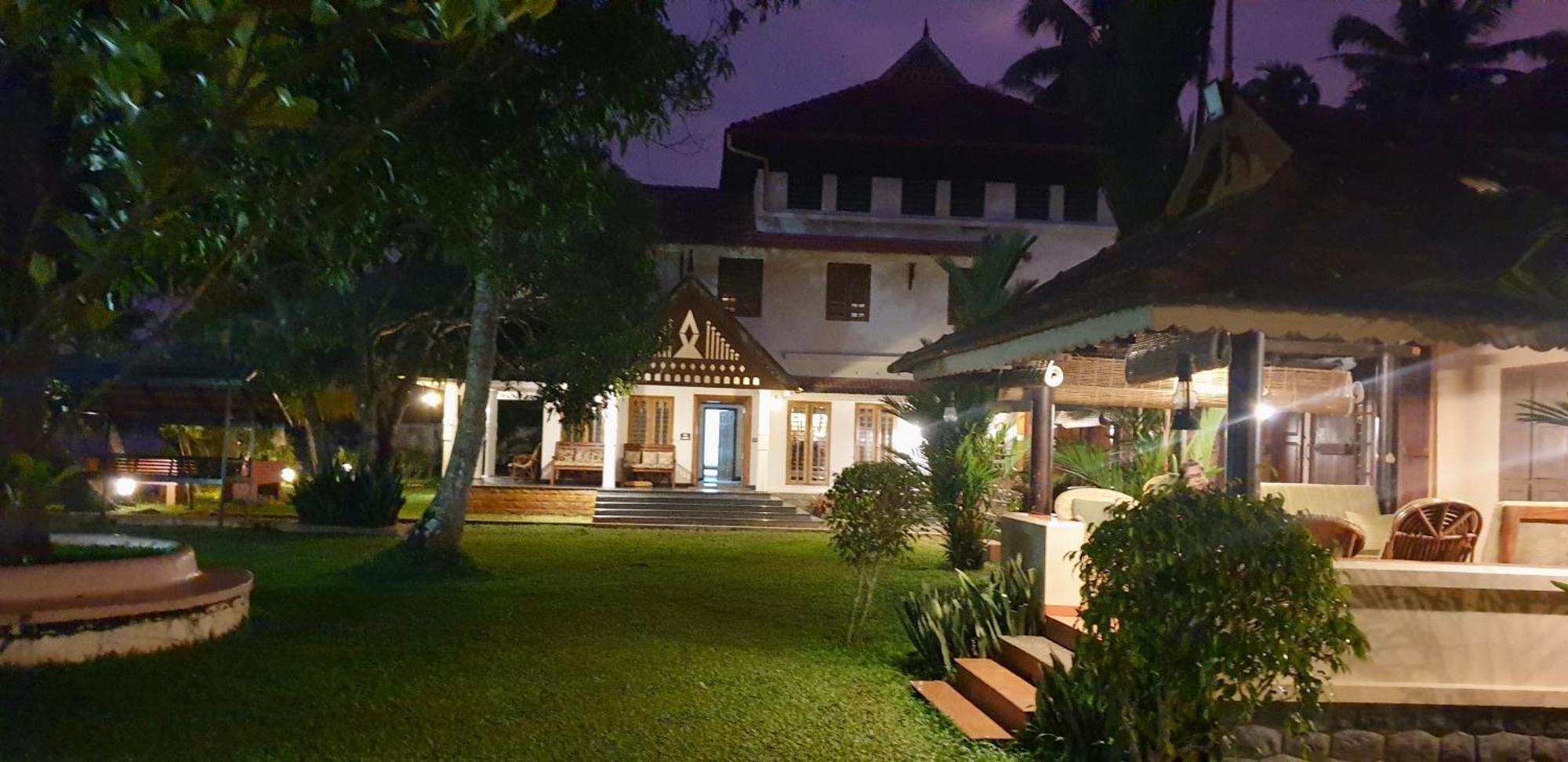 The Pamba Heritage Villa Champakulam Kültér fotó